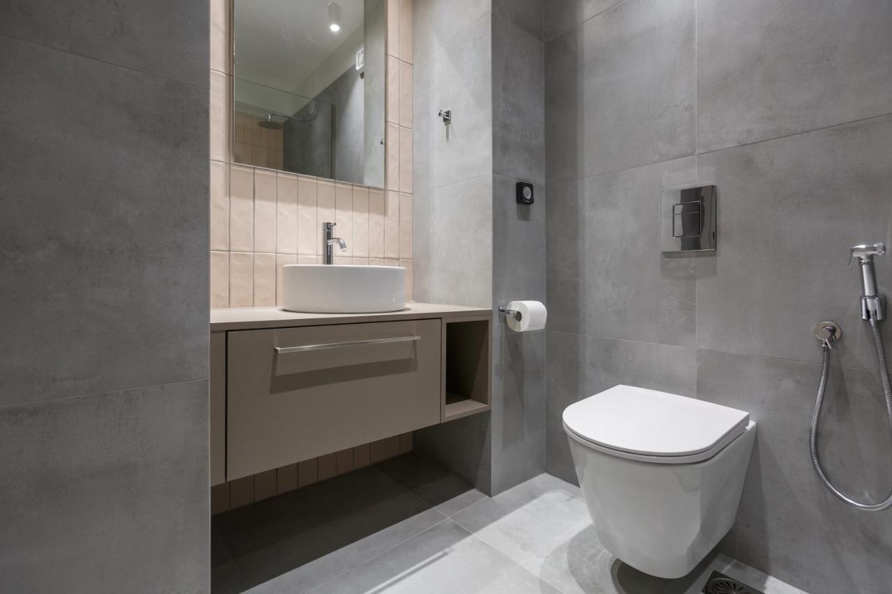 Studio W/King Size Bed Near The Heart Of Kalamata Exterior photo