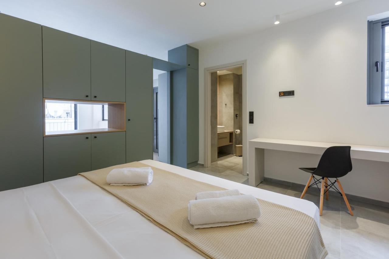 Studio W/King Size Bed Near The Heart Of Kalamata Exterior photo